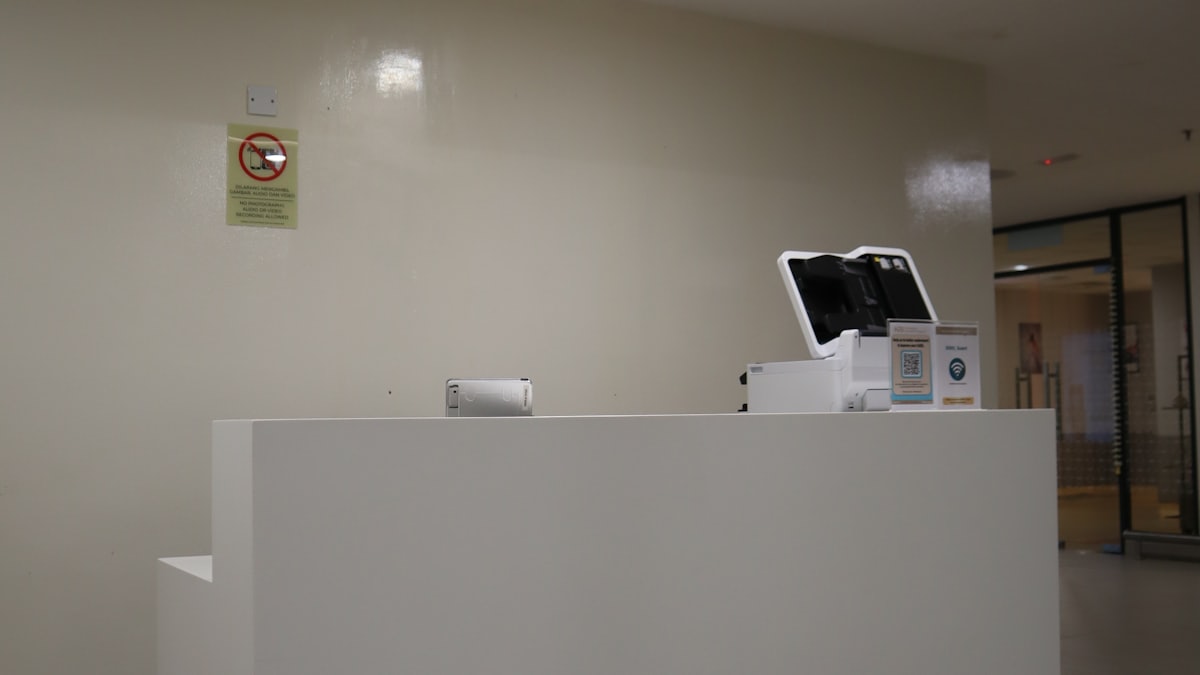Clinic Management Software: 12 Features That Save Front-Desk Staff Hours Every Day